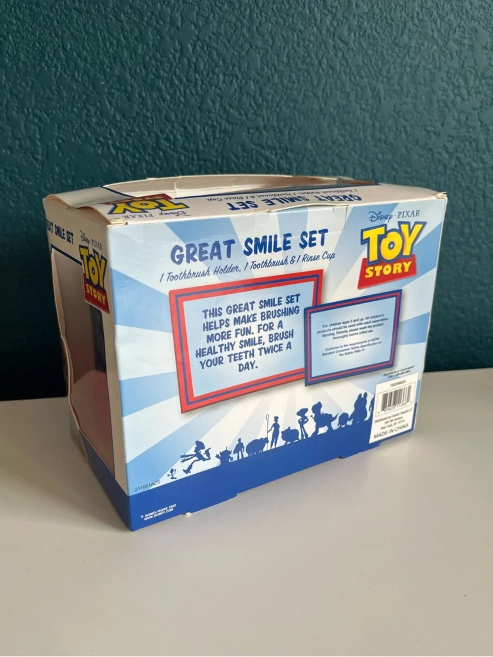 Disney Pixar Toy Story 5 Woody Round Tin Box Toothbrush Set Buzz Lightyear Rex